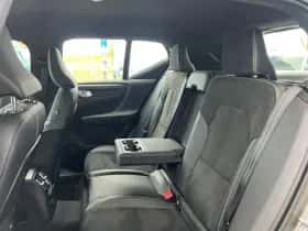 Volvo XC40 (2022) thumbnail 14