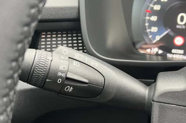 Volvo XC40 (2022) thumbnail 27