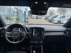 Volvo XC40 (2022) thumbnail 5