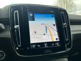 Volvo XC40 (2022) thumbnail 10