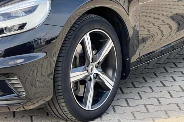 Volvo V40 (2020) thumbnail 19