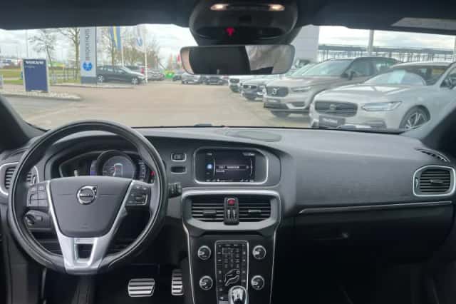 Volvo V40 (2020) thumbnail 5