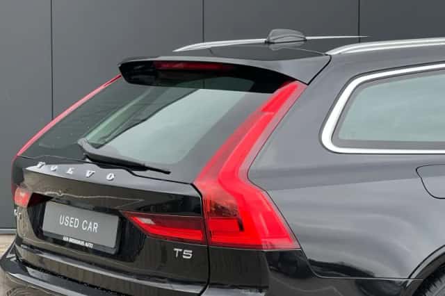 Volvo V90 (2017) thumbnail 24