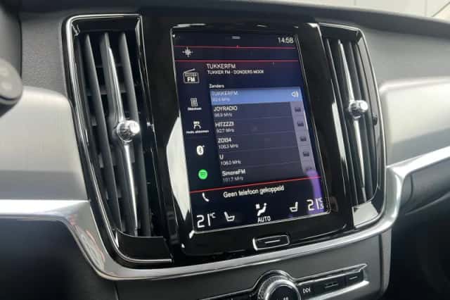 Volvo V90 (2017) thumbnail 32
