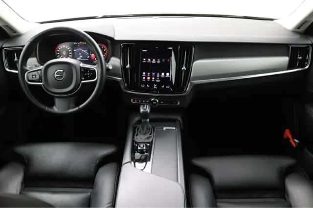Volvo V90 (2017) thumbnail 5