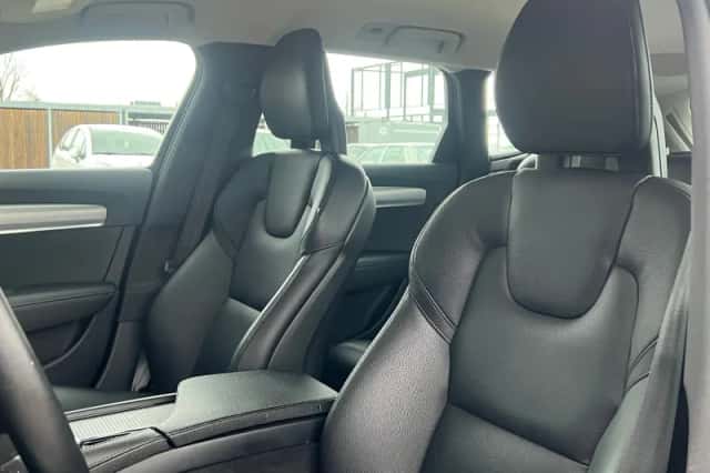 Volvo V90 (2017) thumbnail 8