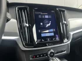 Volvo V90 (2017) thumbnail 10