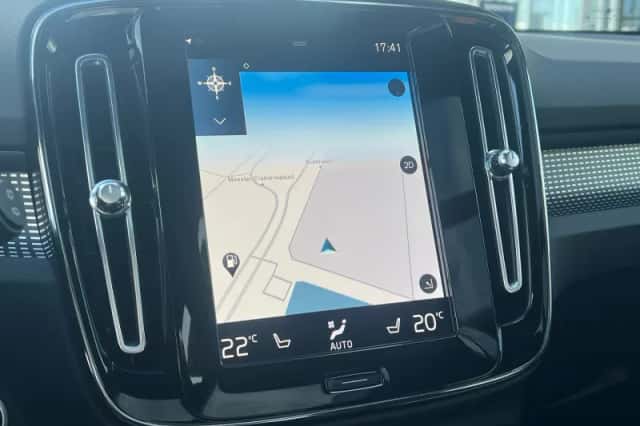 Volvo XC40 (2022) thumbnail 12