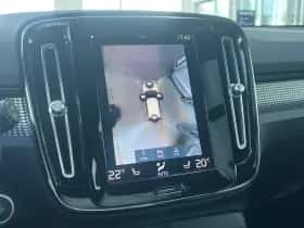 Volvo XC40 (2022) thumbnail 13