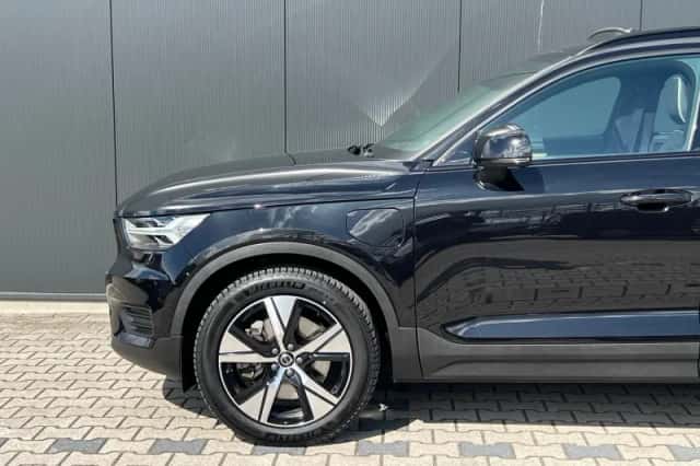 Volvo XC40 (2022) thumbnail 23
