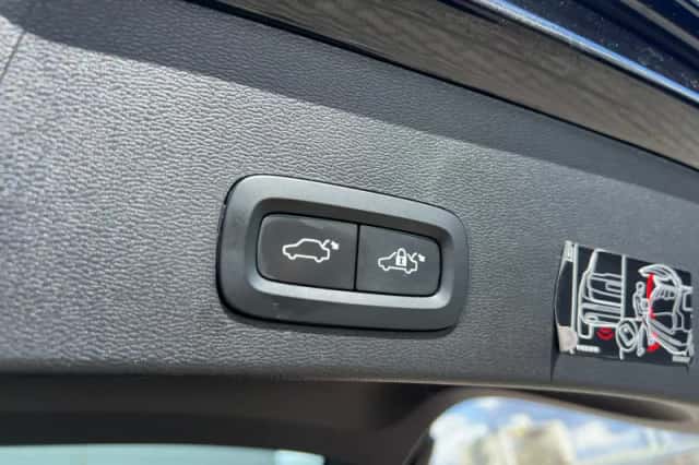 Volvo XC40 (2022) thumbnail 26