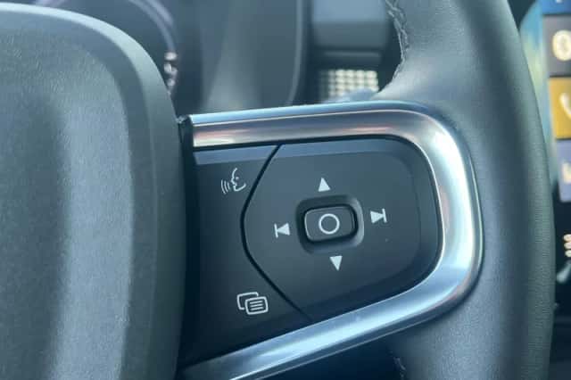 Volvo XC40 (2022) thumbnail 31