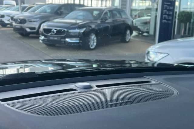 Volvo XC40 (2022) thumbnail 33