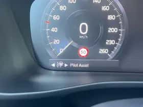 Volvo XC40 (2022) thumbnail 37