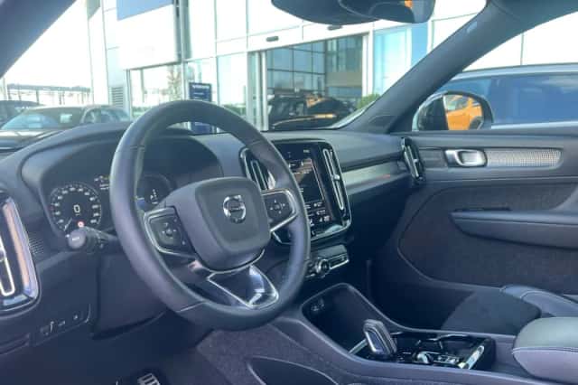 Volvo XC40 (2022) thumbnail 6