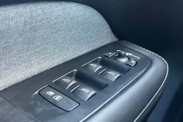 Volvo V60 (2024) thumbnail 41