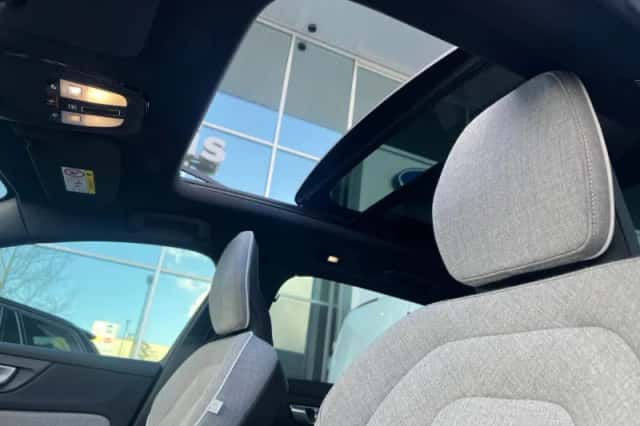 Volvo V60 (2024) thumbnail 44