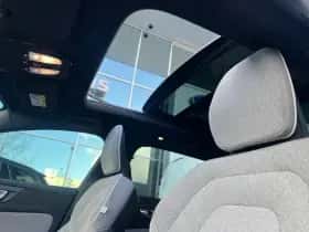 Volvo V60 (2024) thumbnail 44
