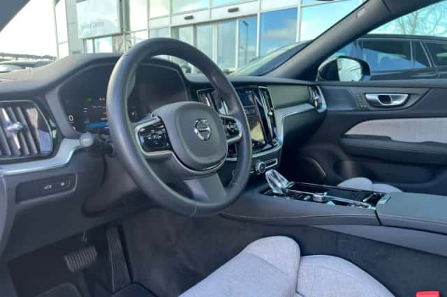 Volvo V60 (2024) thumbnail 7