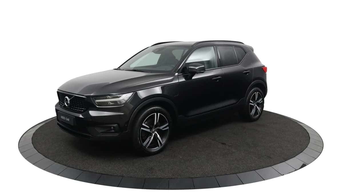 Volvo XC40 (2020) — foto 1