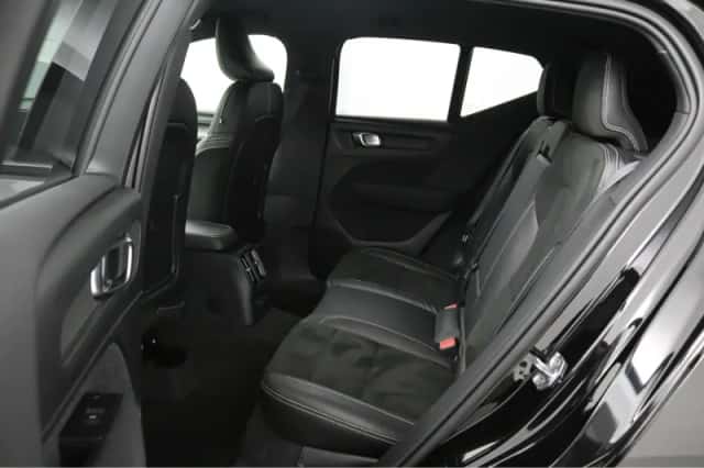 Volvo XC40 (2020) thumbnail 11