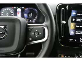 Volvo XC40 (2020) thumbnail 14
