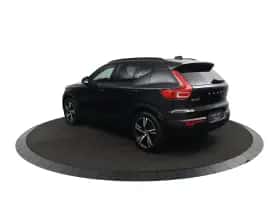 Volvo XC40 (2020) thumbnail 3