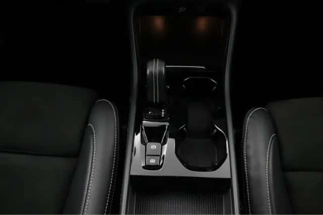 Volvo XC40 (2020) thumbnail 32