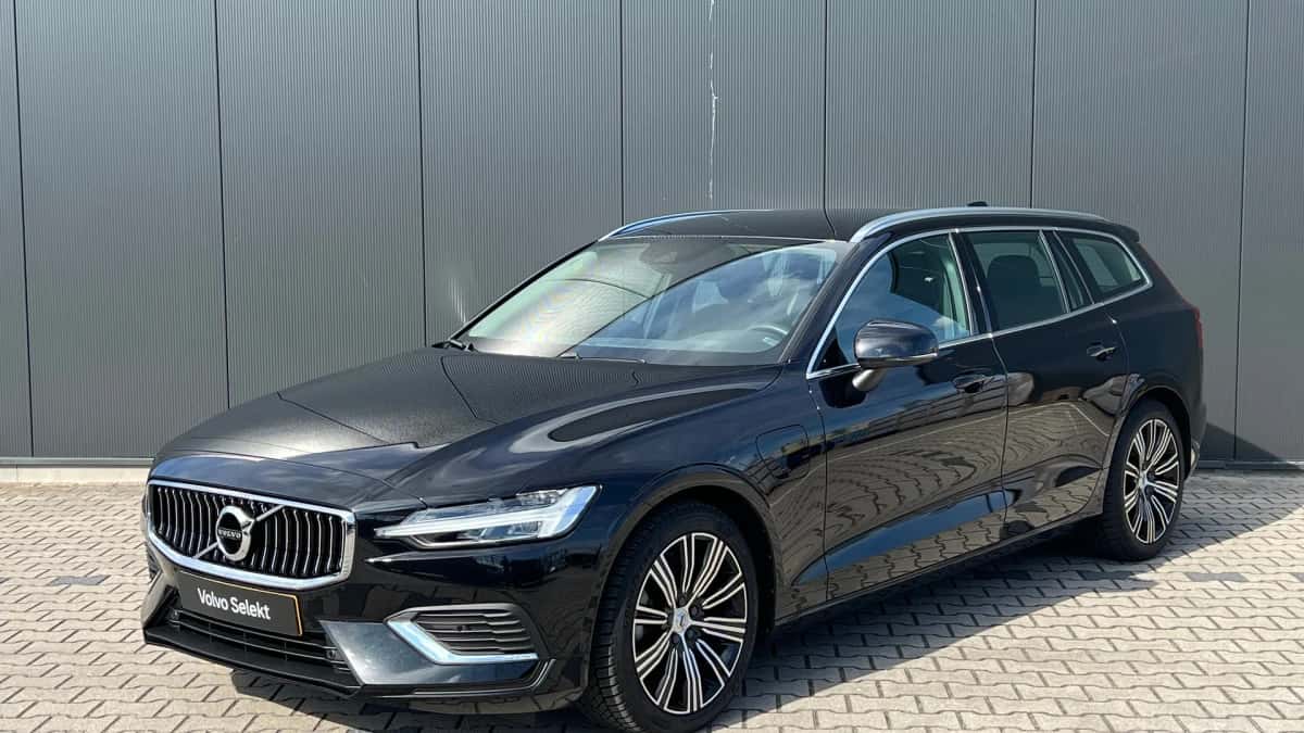 Volvo V60 (2022) — foto 1