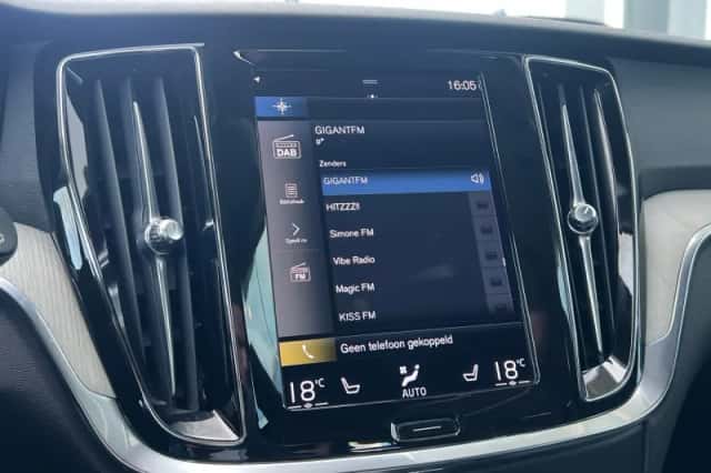 Volvo V60 (2022) thumbnail 15