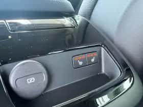 Volvo V60 (2022) thumbnail 18
