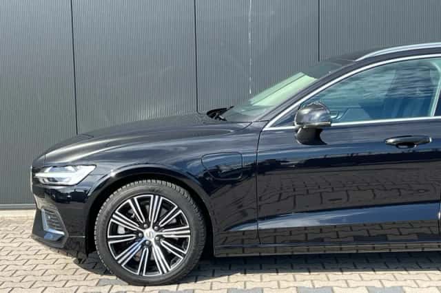 Volvo V60 (2022) thumbnail 23