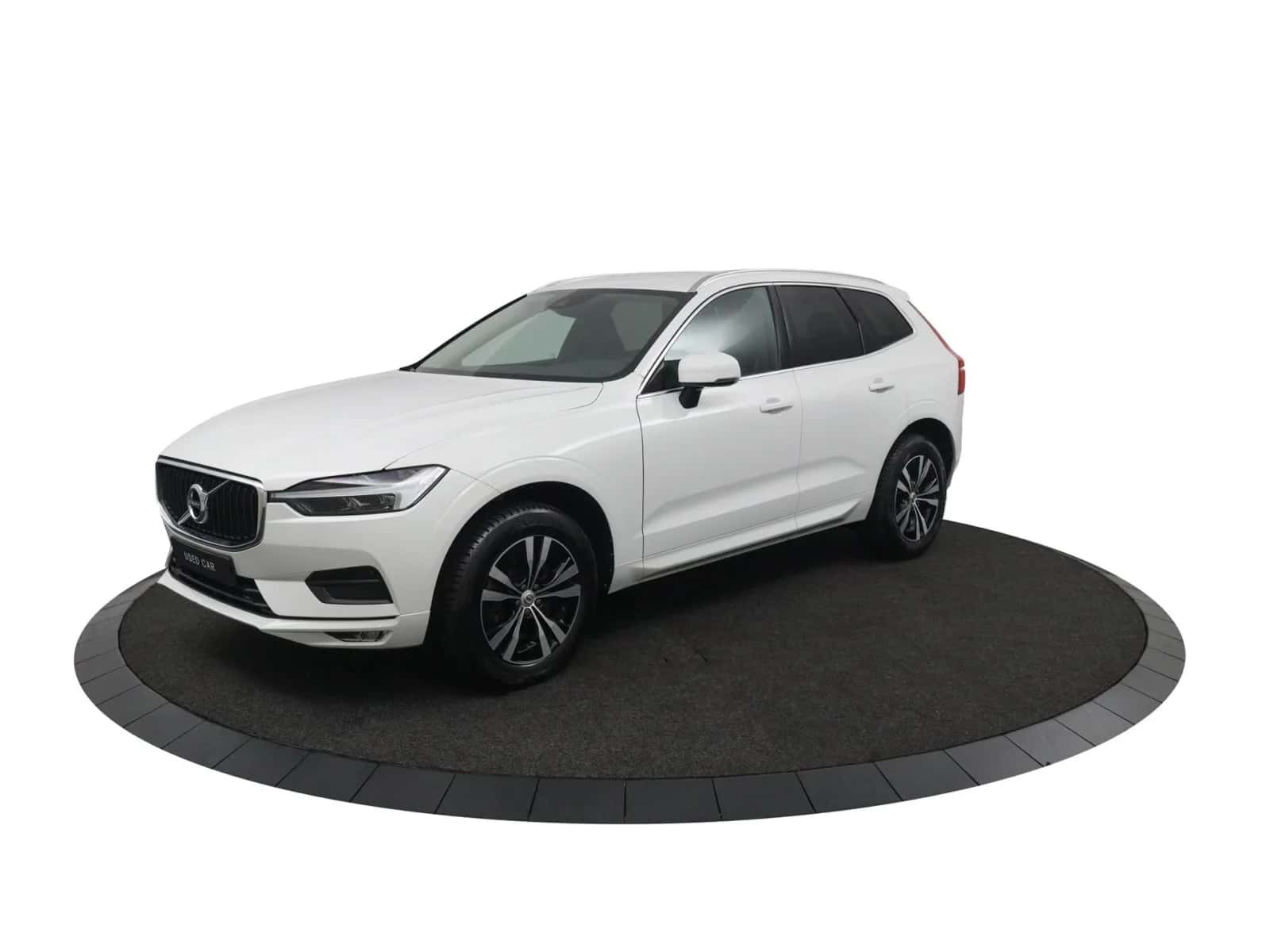 Volvo XC60 (2021) — foto 1