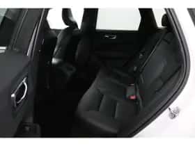 Volvo XC60 (2021) thumbnail 12