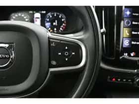 Volvo XC60 (2021) thumbnail 14