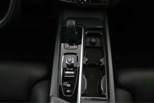 Volvo XC60 (2021) thumbnail 27