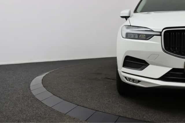 Volvo XC60 (2021) thumbnail 34