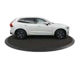 Volvo XC60 (2021) thumbnail 44