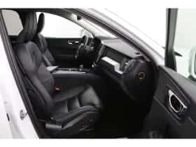 Volvo XC60 (2021) thumbnail 6