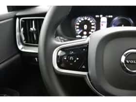 Volvo V60 (2022) thumbnail 16