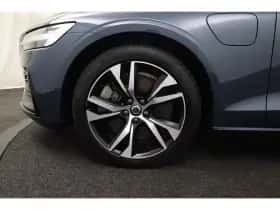 Volvo V60 (2022) thumbnail 32