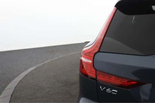 Volvo V60 (2022) thumbnail 35