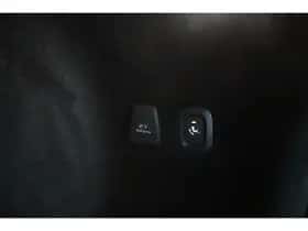Volvo V60 (2022) thumbnail 37