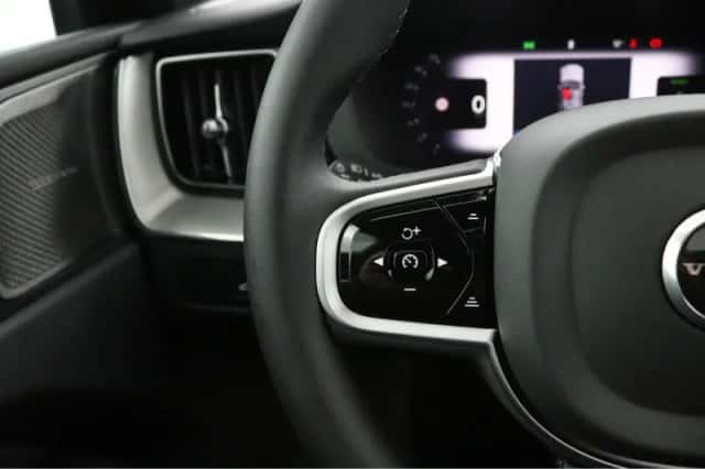 Volvo XC60 (2026) thumbnail 11