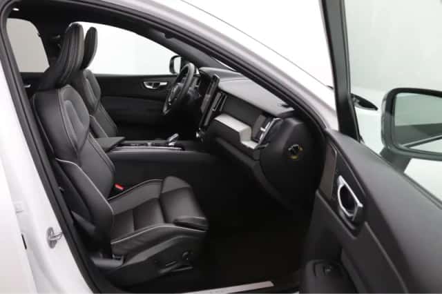 Volvo XC60 (2026) thumbnail 13