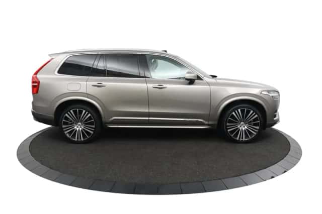 Volvo XC90 (2022) thumbnail 31