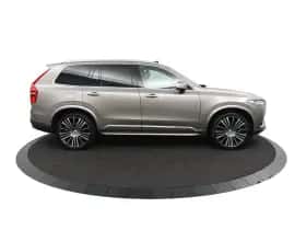 Volvo XC90 (2022) thumbnail 31