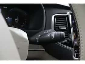 Volvo XC90 (2022) thumbnail 37