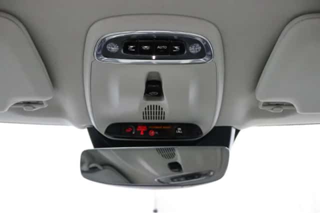 Volvo XC90 (2022) thumbnail 38