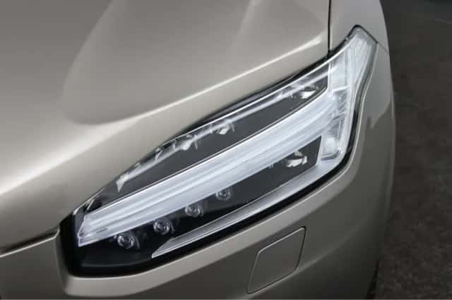 Volvo XC90 (2022) thumbnail 40